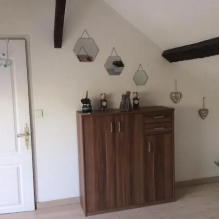 בית הארחה Etages Privee Pour 4 Personnes 2 Et 1 Sale De Bain I *