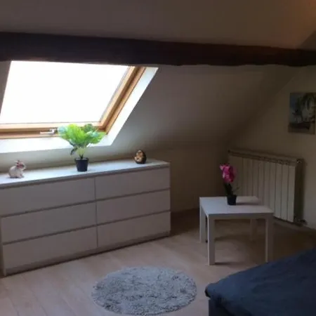 Etages Privee Pour 4 Personnes 2 Et 1 Sale De Bain I בית הארחה *