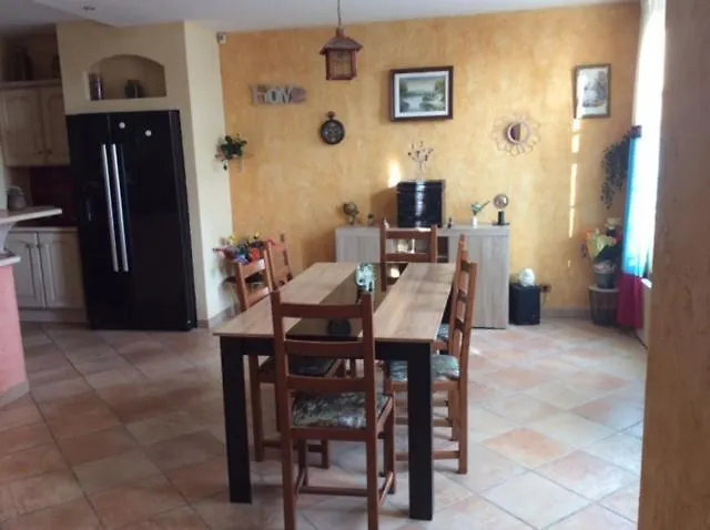 Etages Privee Pour 4 Personnes 2 Et 1 Sale De Bain I * 루와시 앙 프랑스